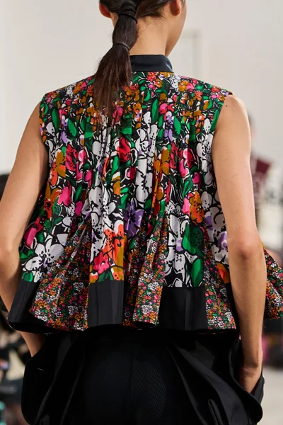 Look 50